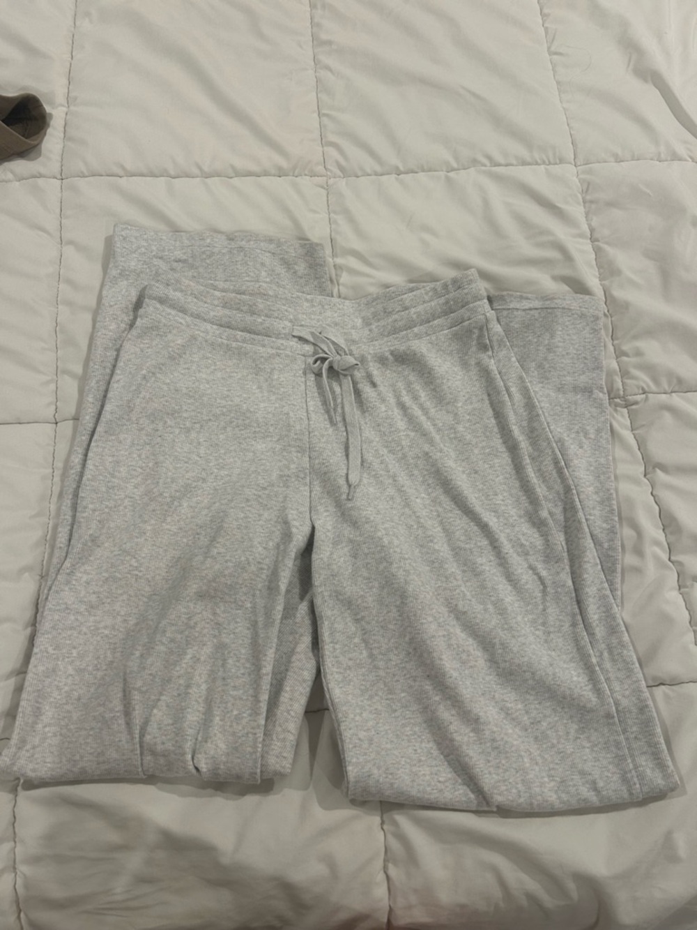 Aritzia homestretch rib kickback pant